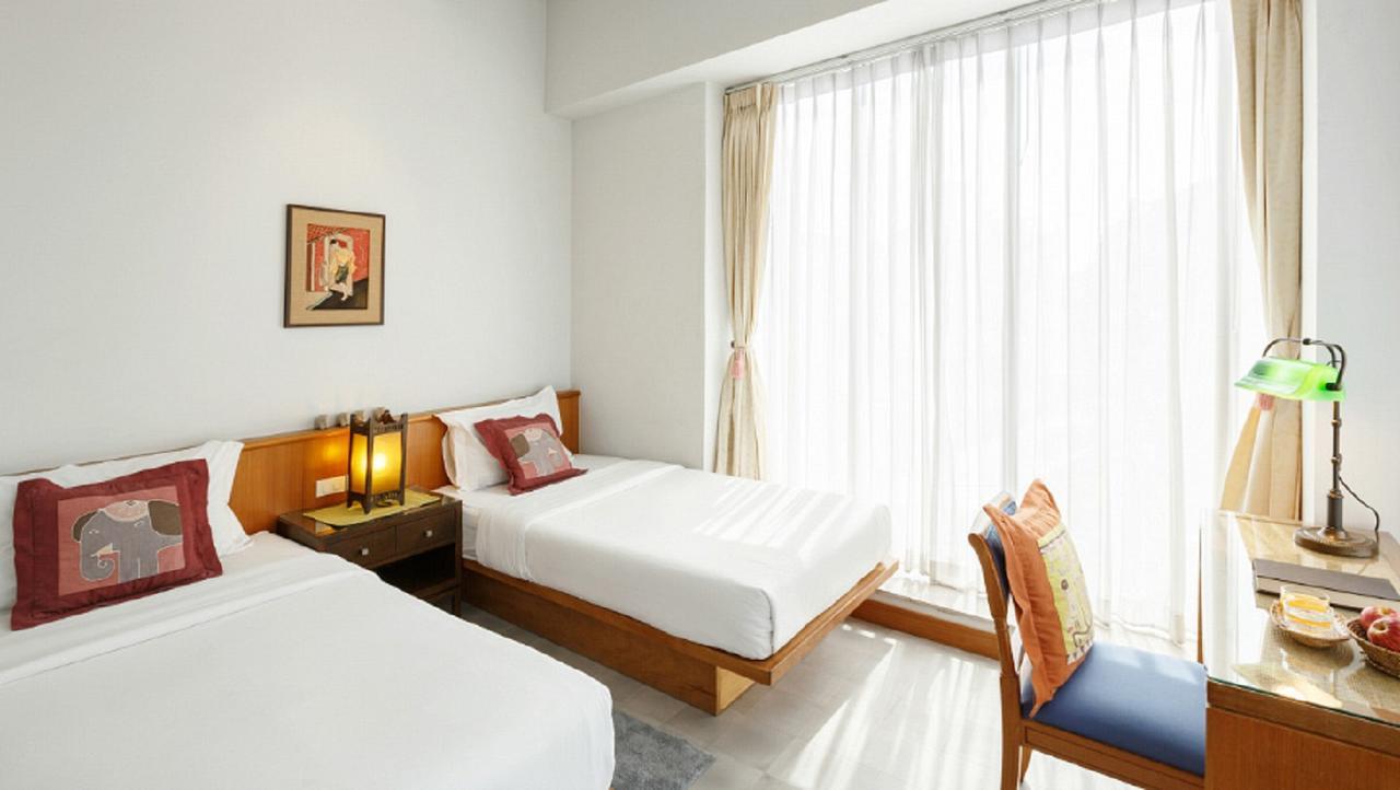 Baan Dinso Hostel@Ratchadamnoen Bangkok Extérieur photo